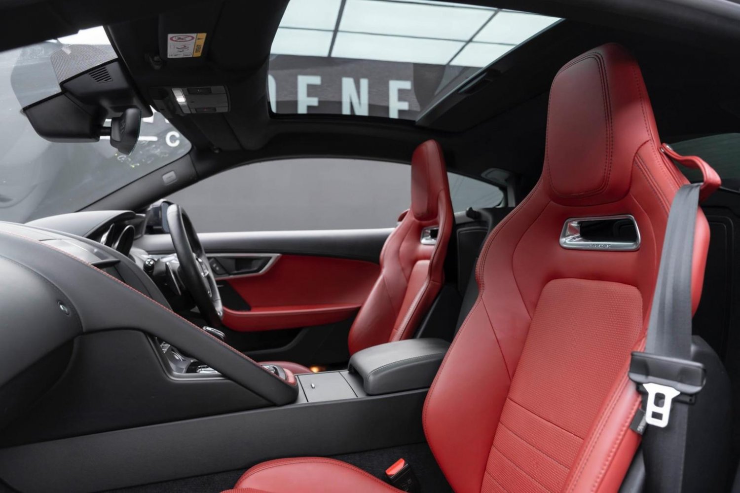 Jaguar F Type