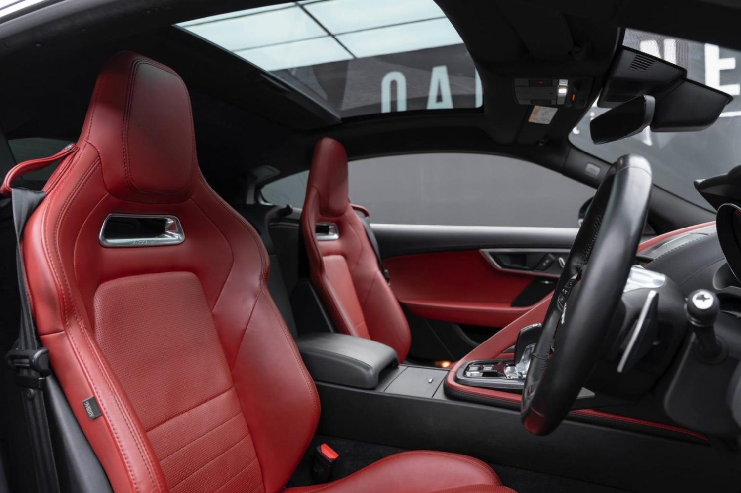 Jaguar F Type