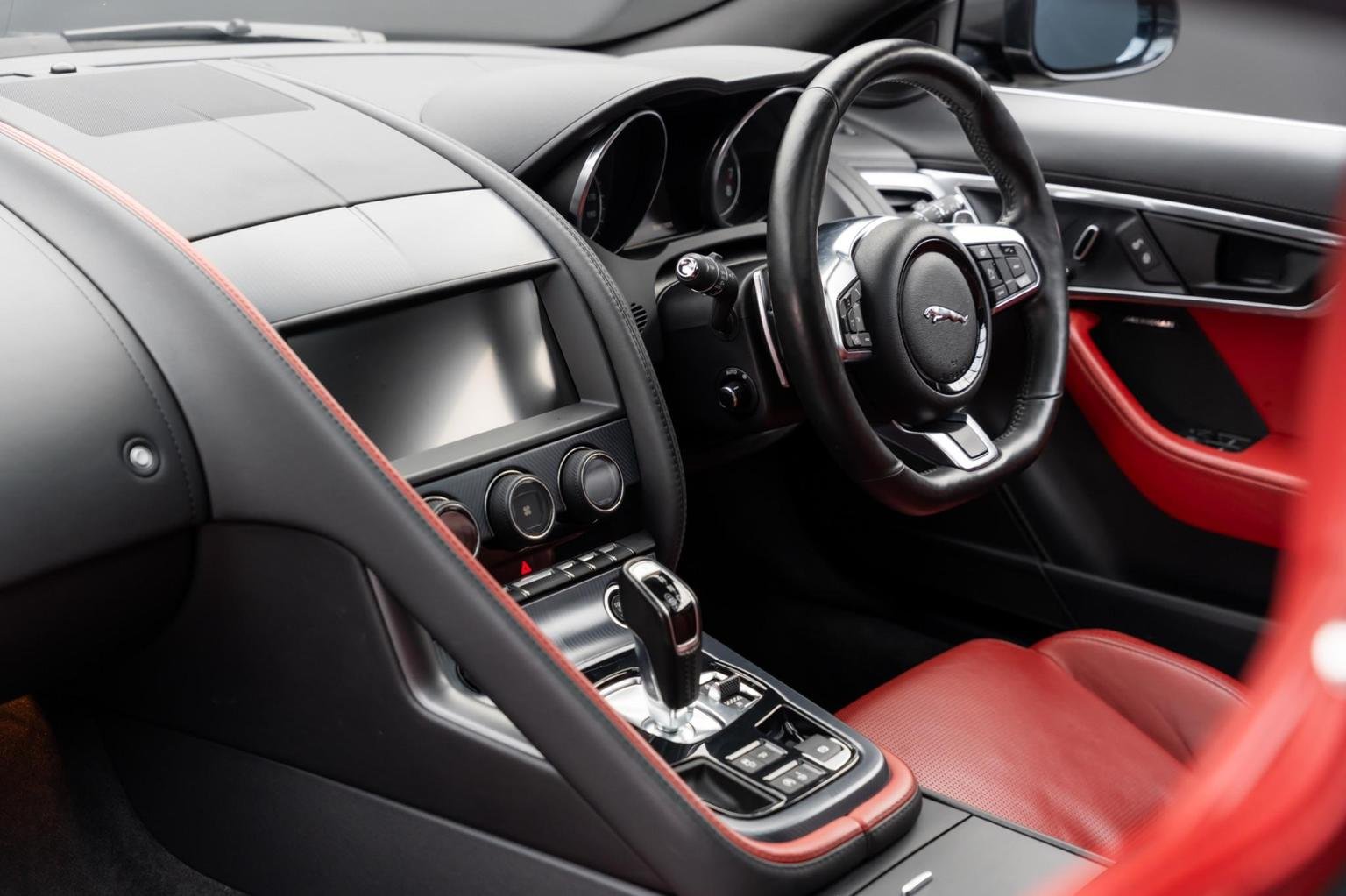 Jaguar F Type