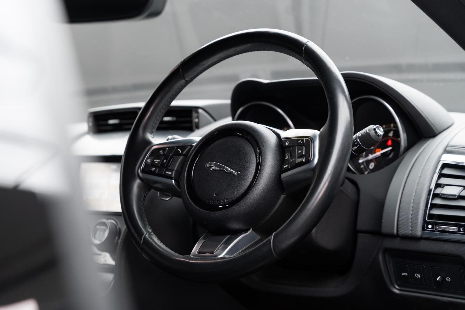 Jaguar F Type