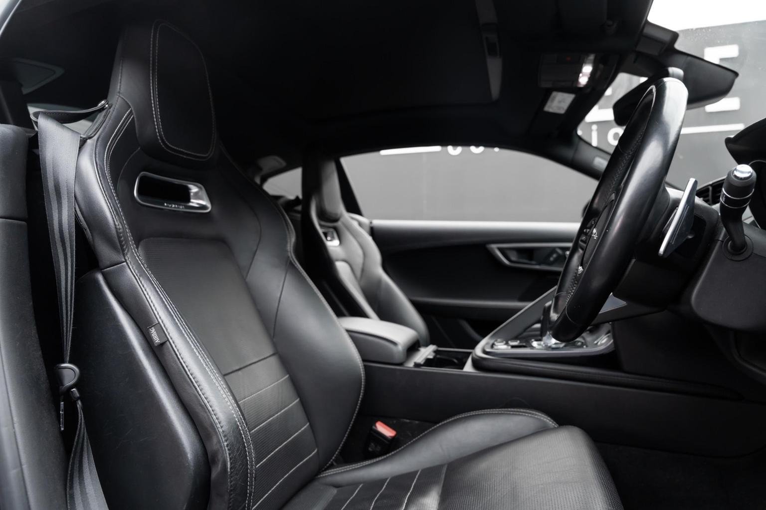 Jaguar F Type