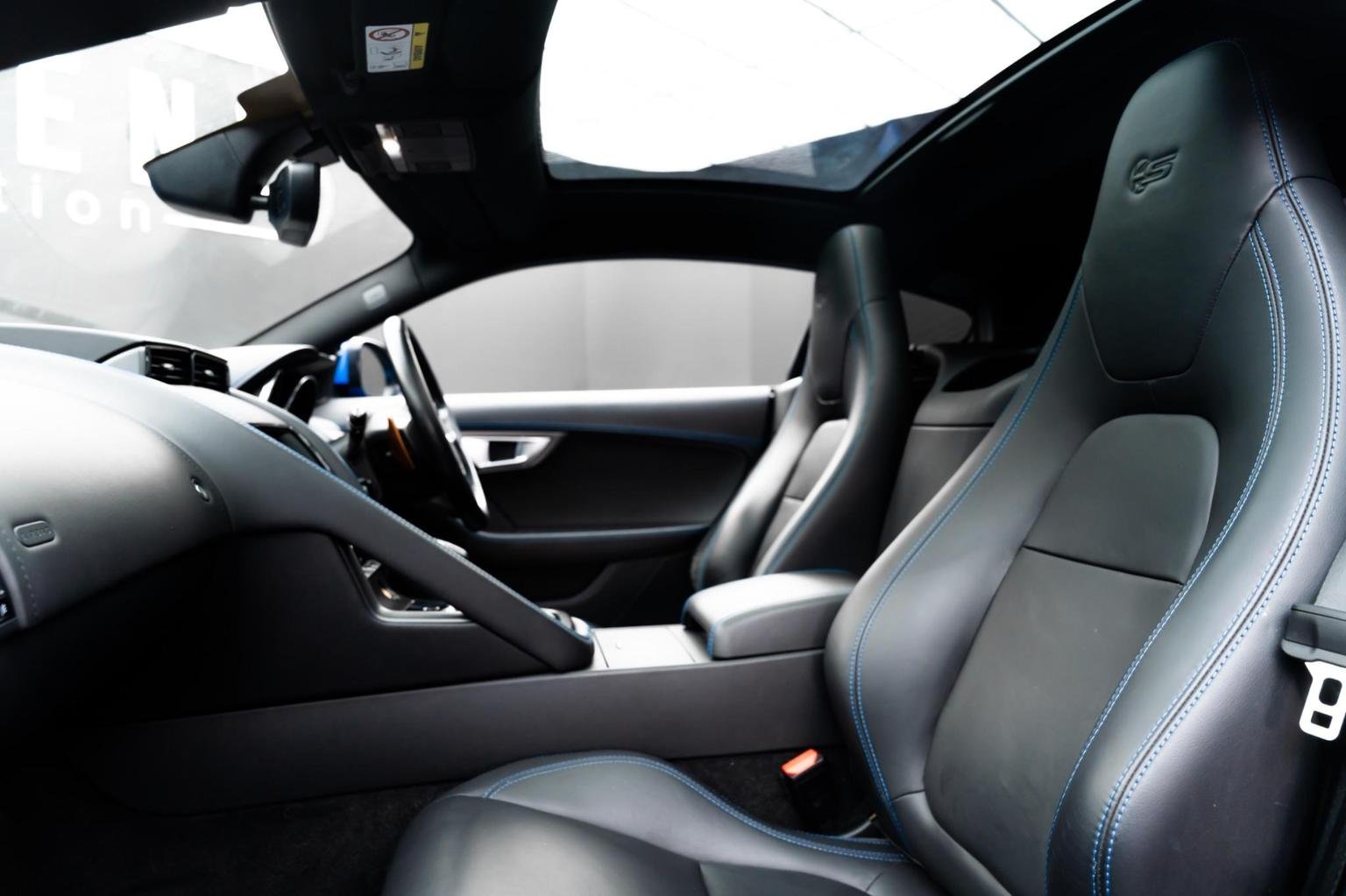 Jaguar F Type