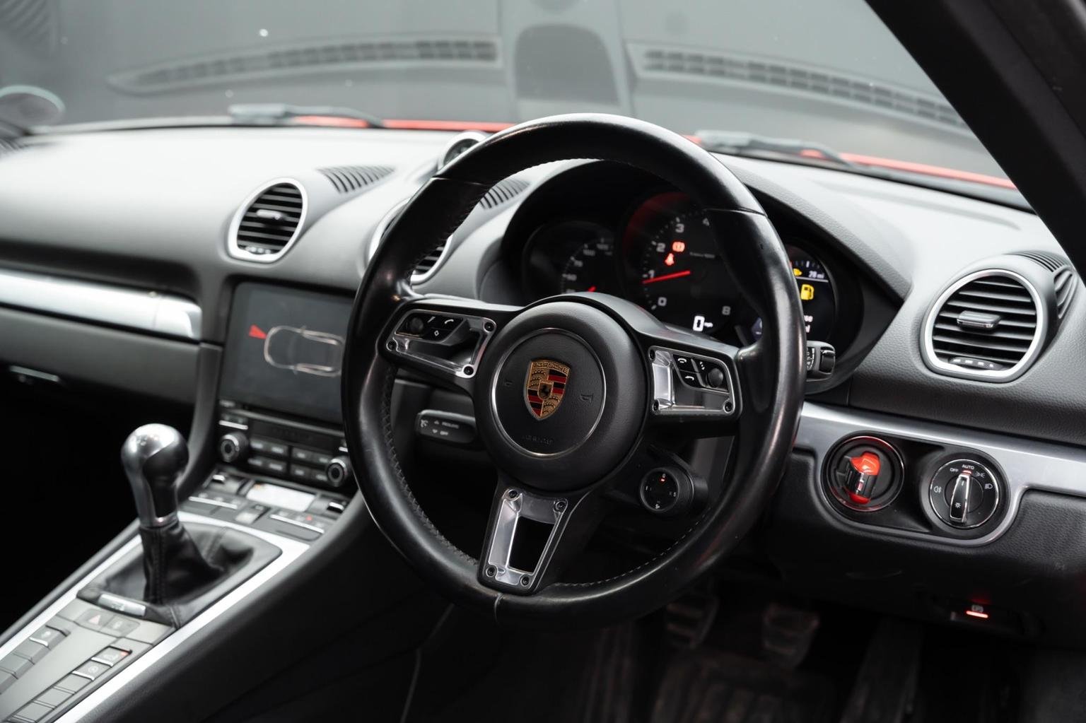 Porsche 718