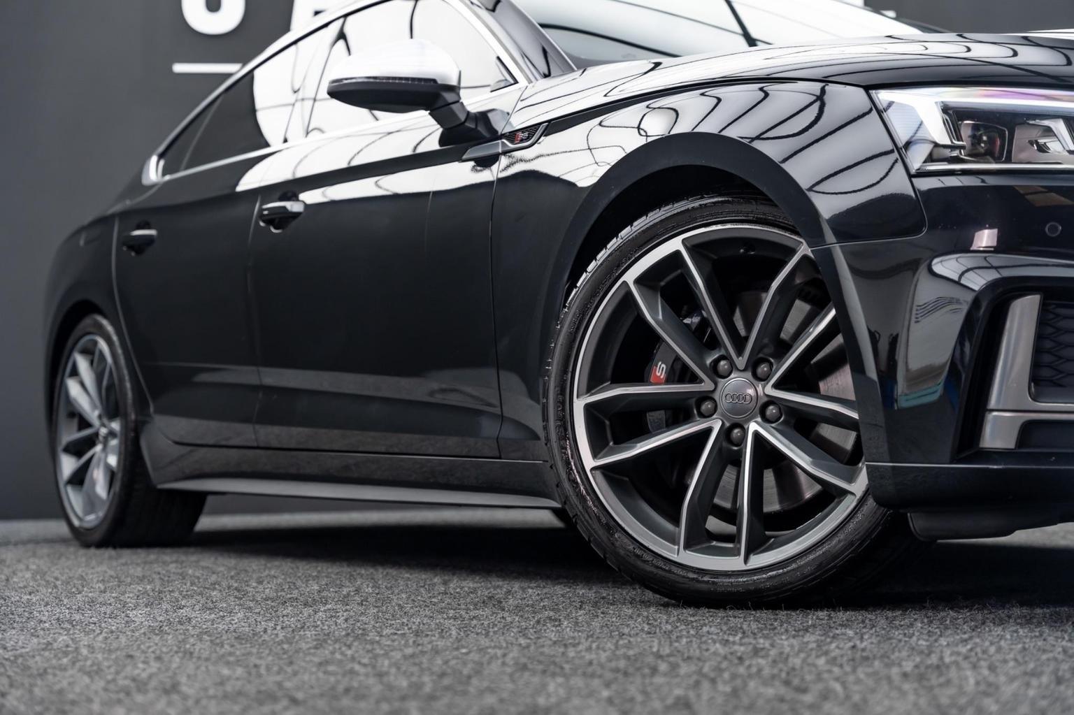 Audi S5