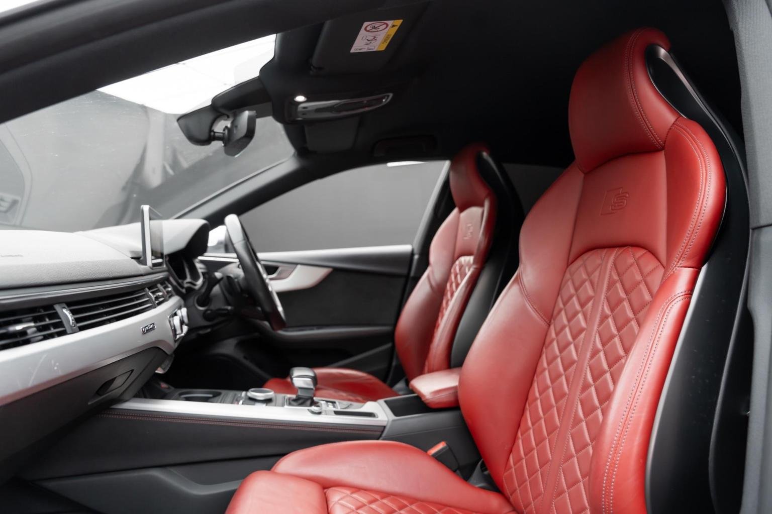 Audi S5