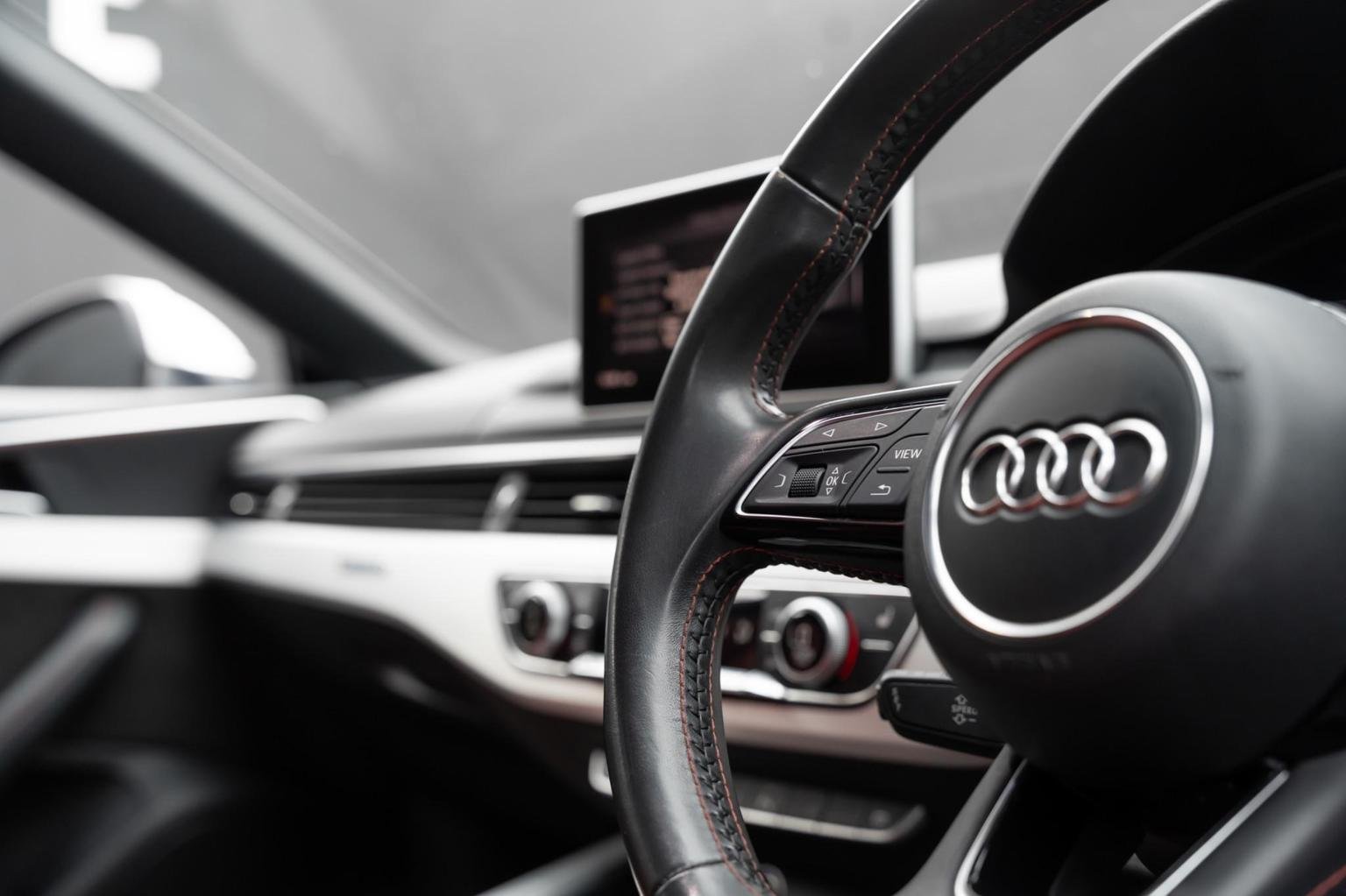 Audi S5