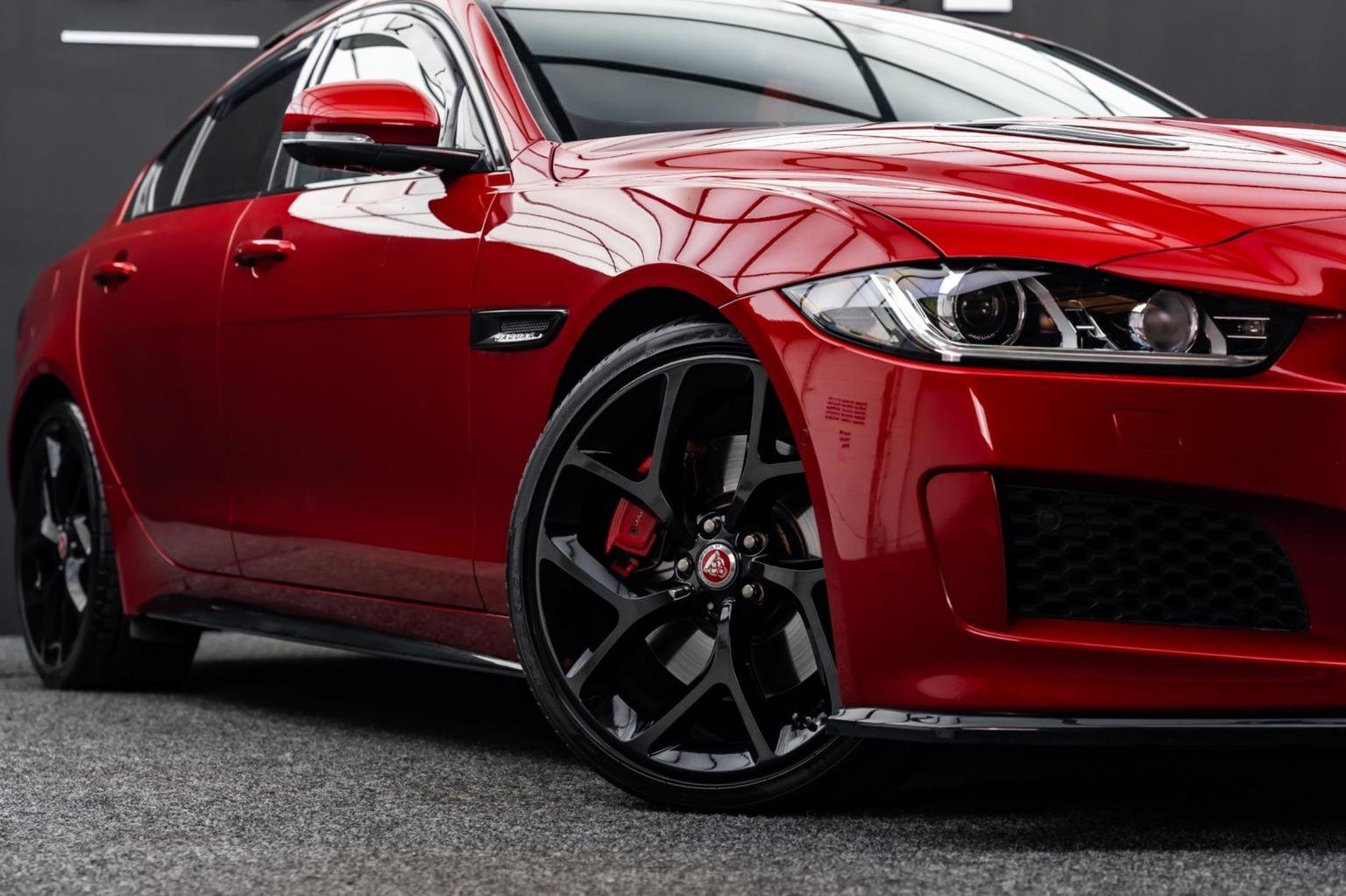 Jaguar XE