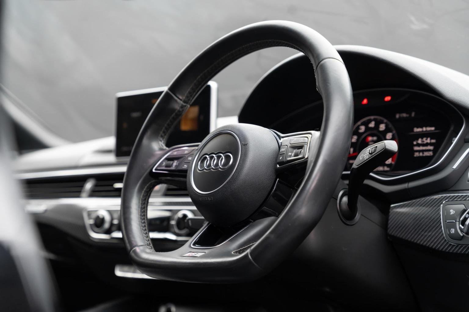 Audi S5