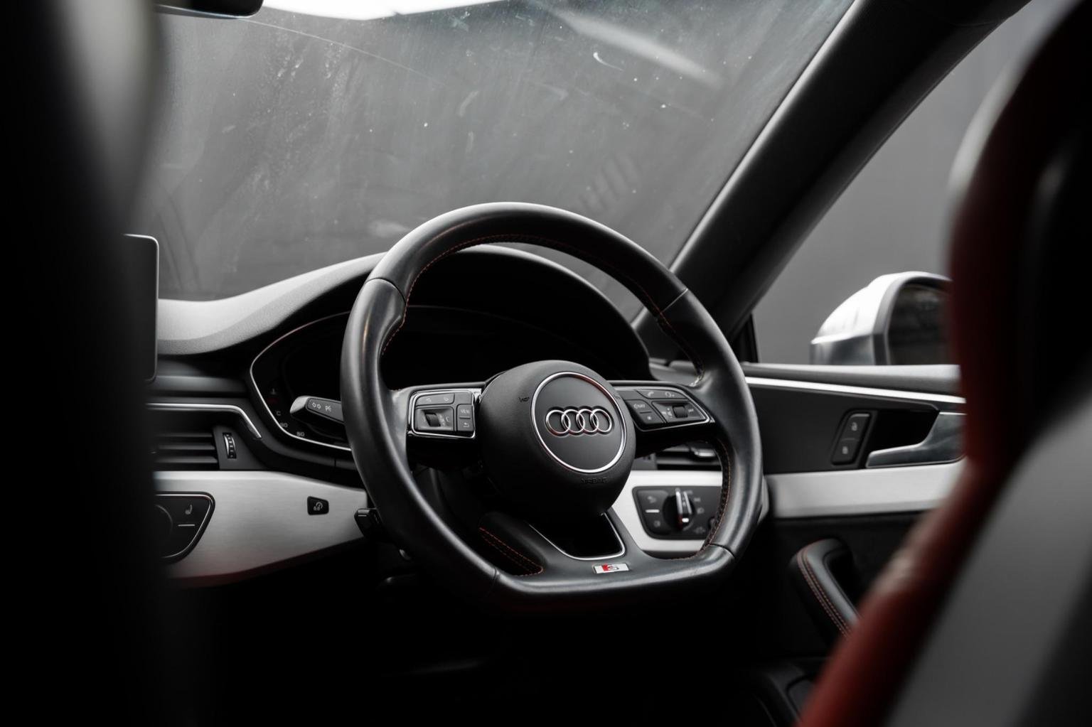 Audi S5