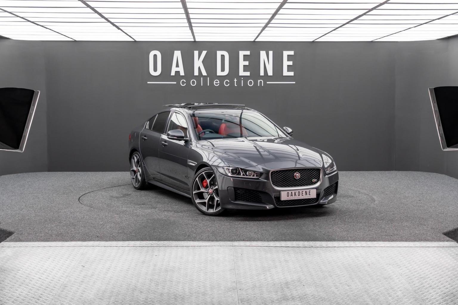 Jaguar XE