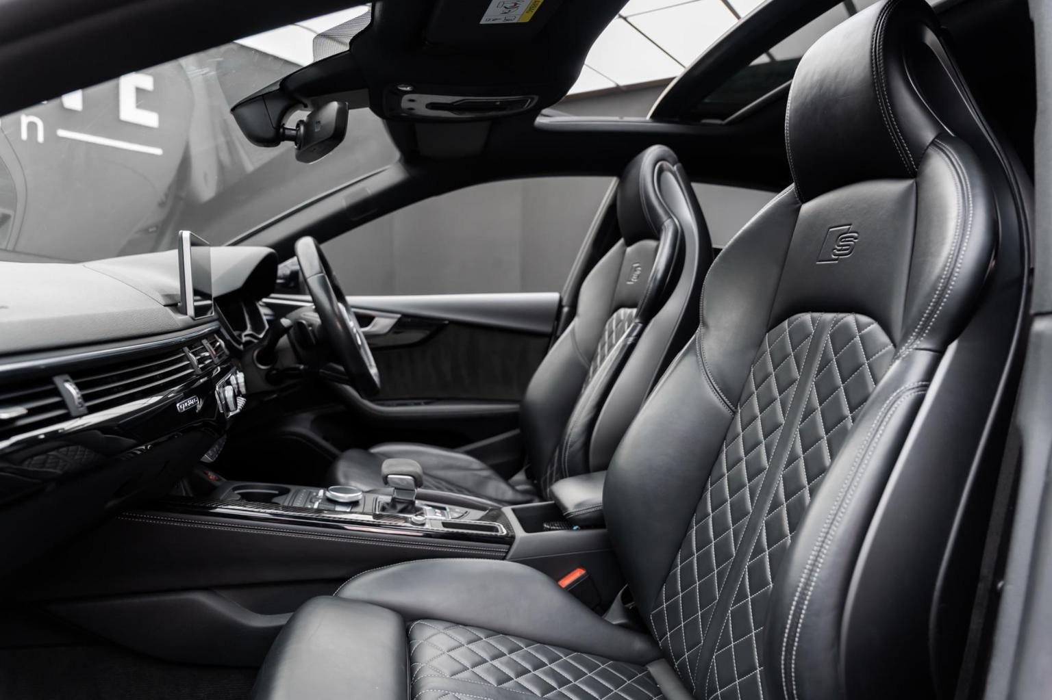 Audi S5