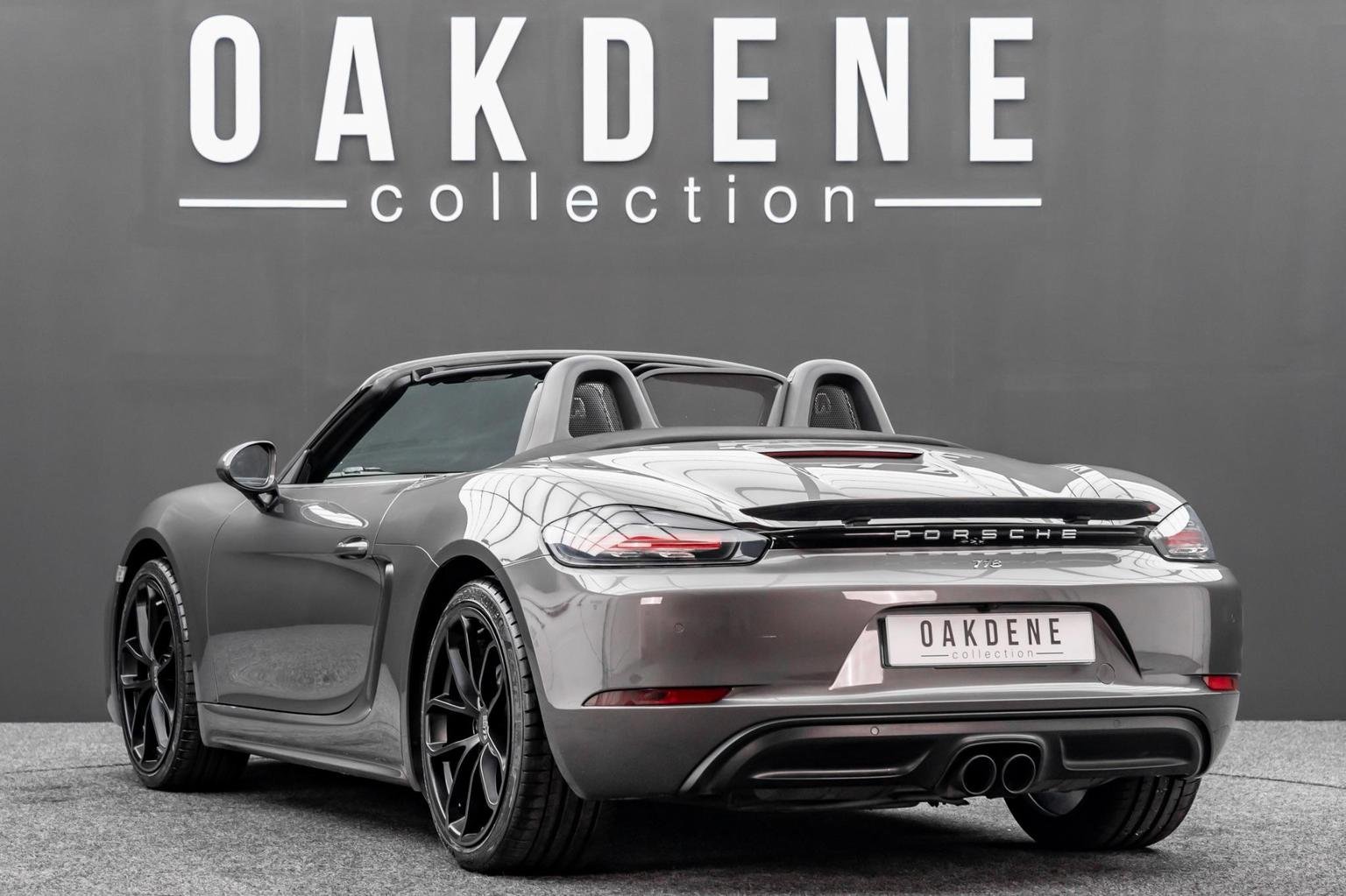 Porsche 718