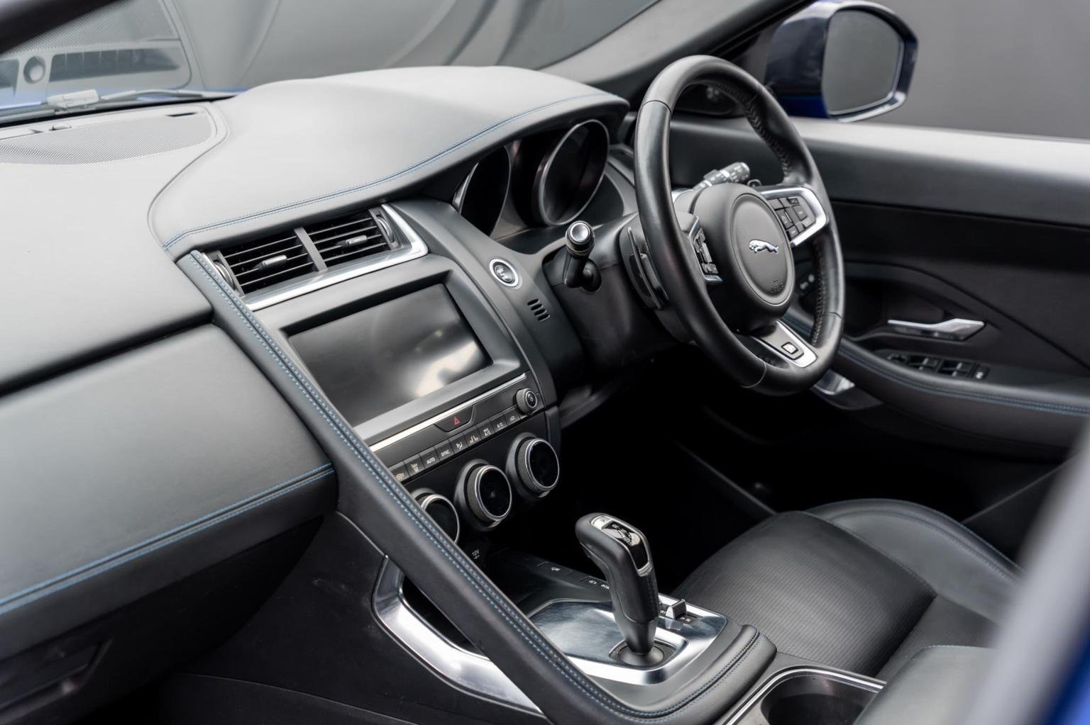 Jaguar E Pace