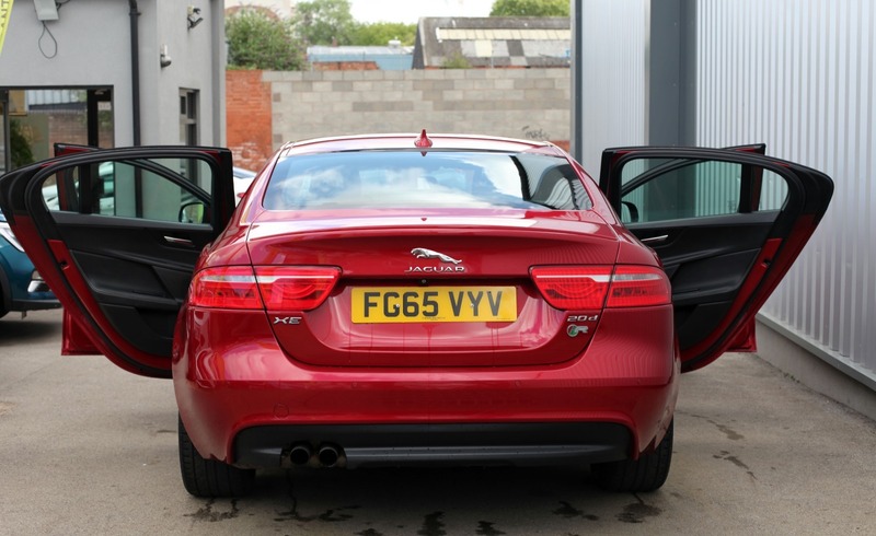 Jaguar XE