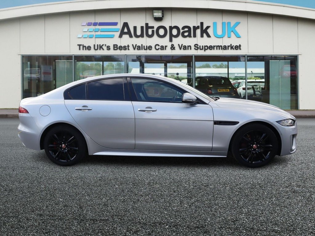 Jaguar XE