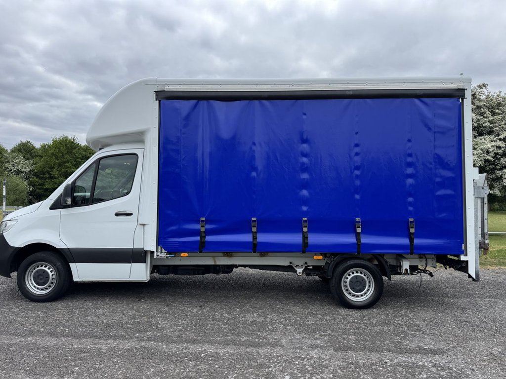Mercedes Benz Sprinter