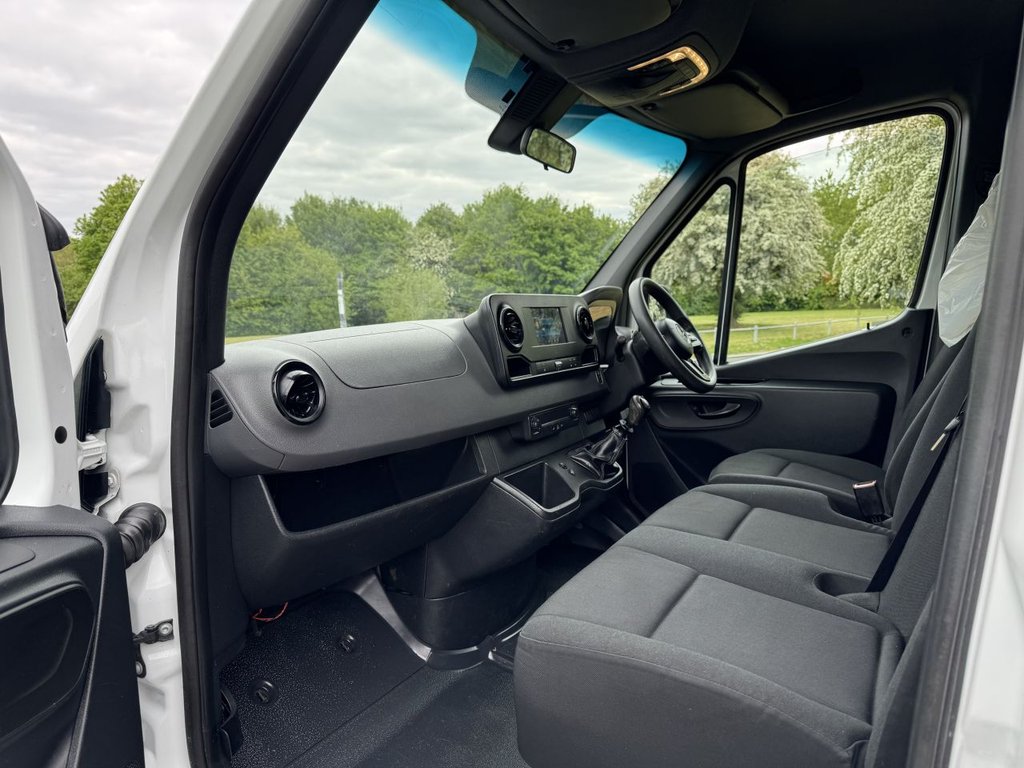 Mercedes Benz Sprinter