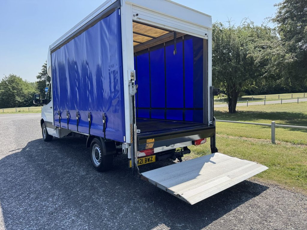 Mercedes Benz Sprinter