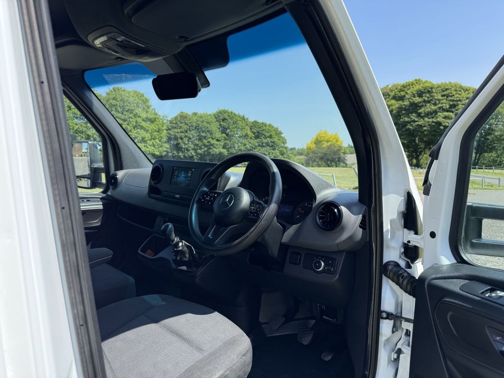 Mercedes Benz Sprinter