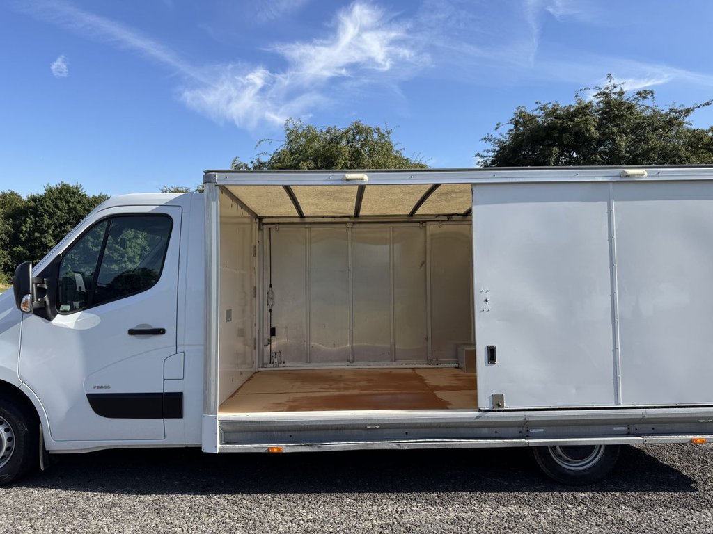 Vauxhall Movano