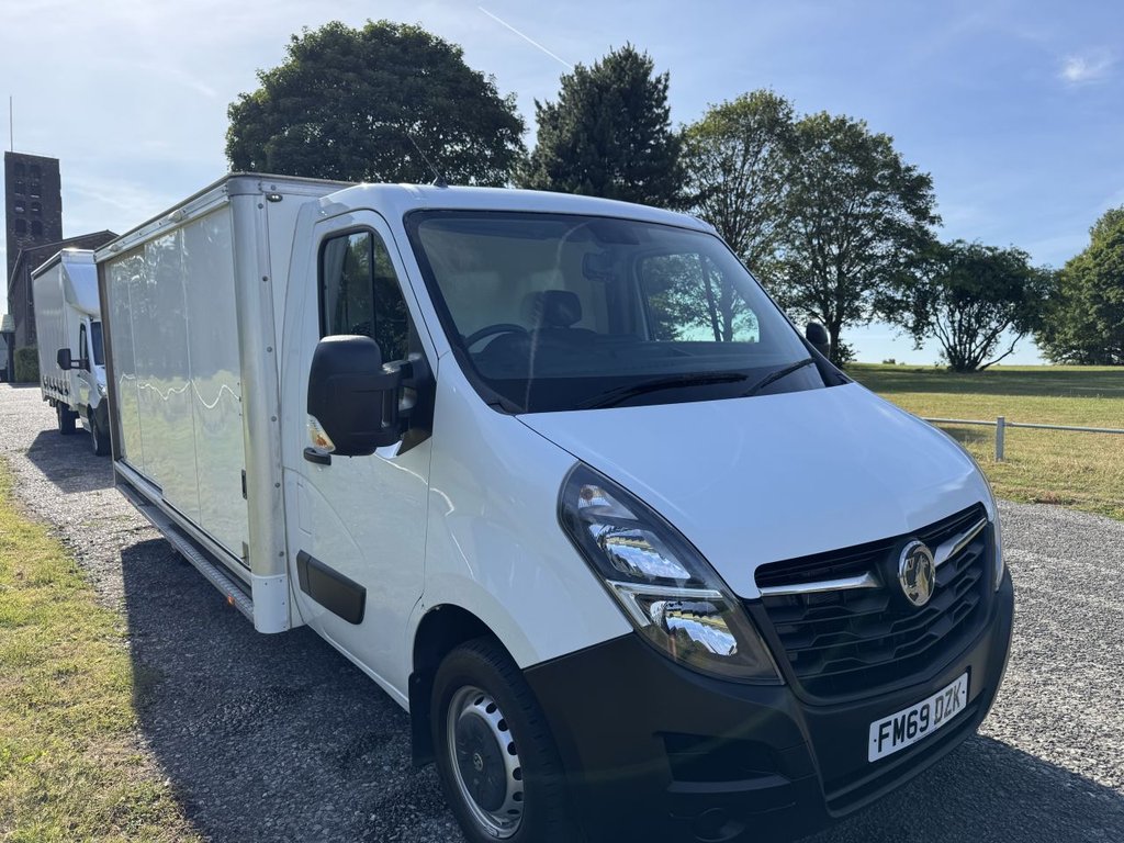 Vauxhall Movano