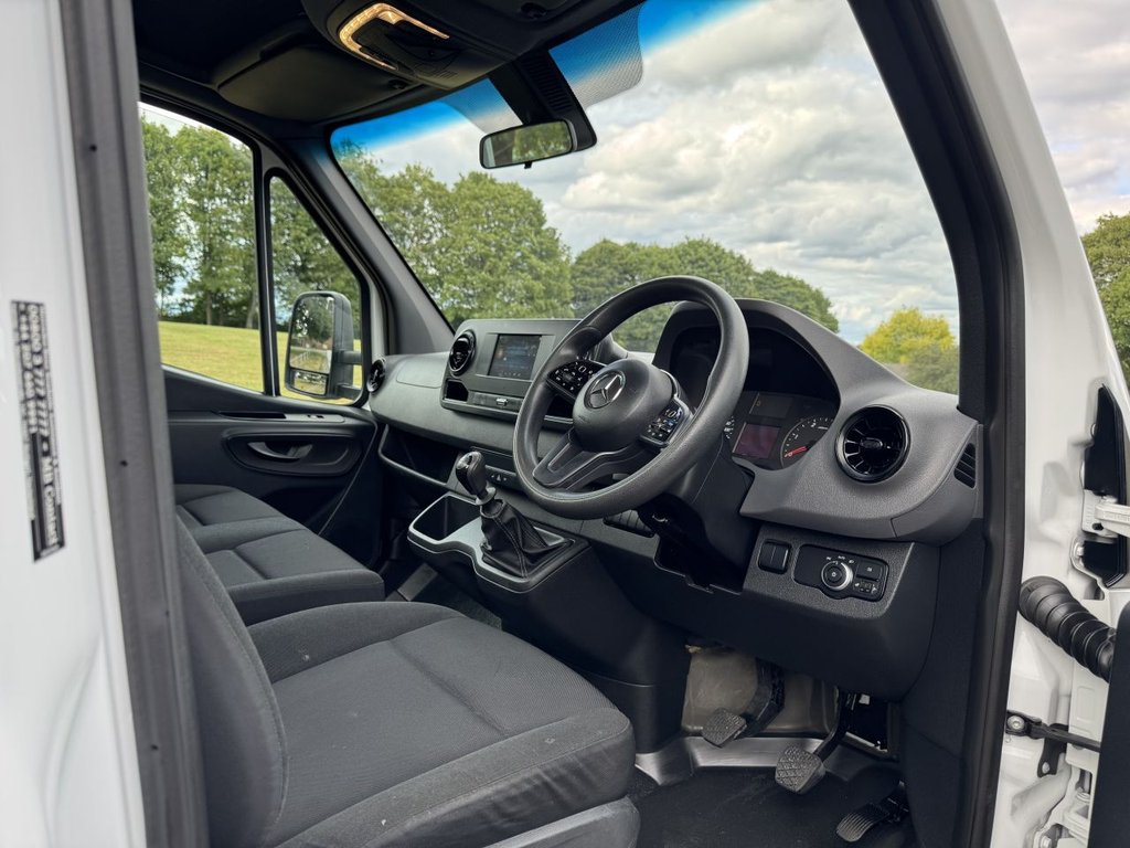 Mercedes Benz Sprinter