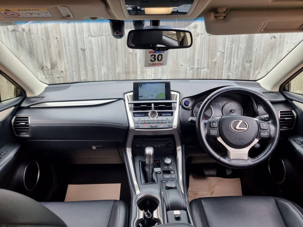 Lexus NX 300h
