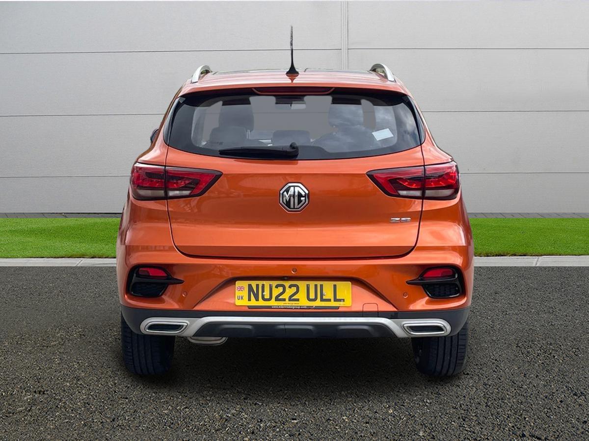 MG ZS