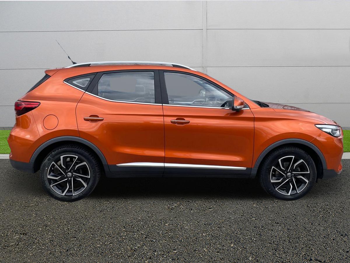 MG ZS