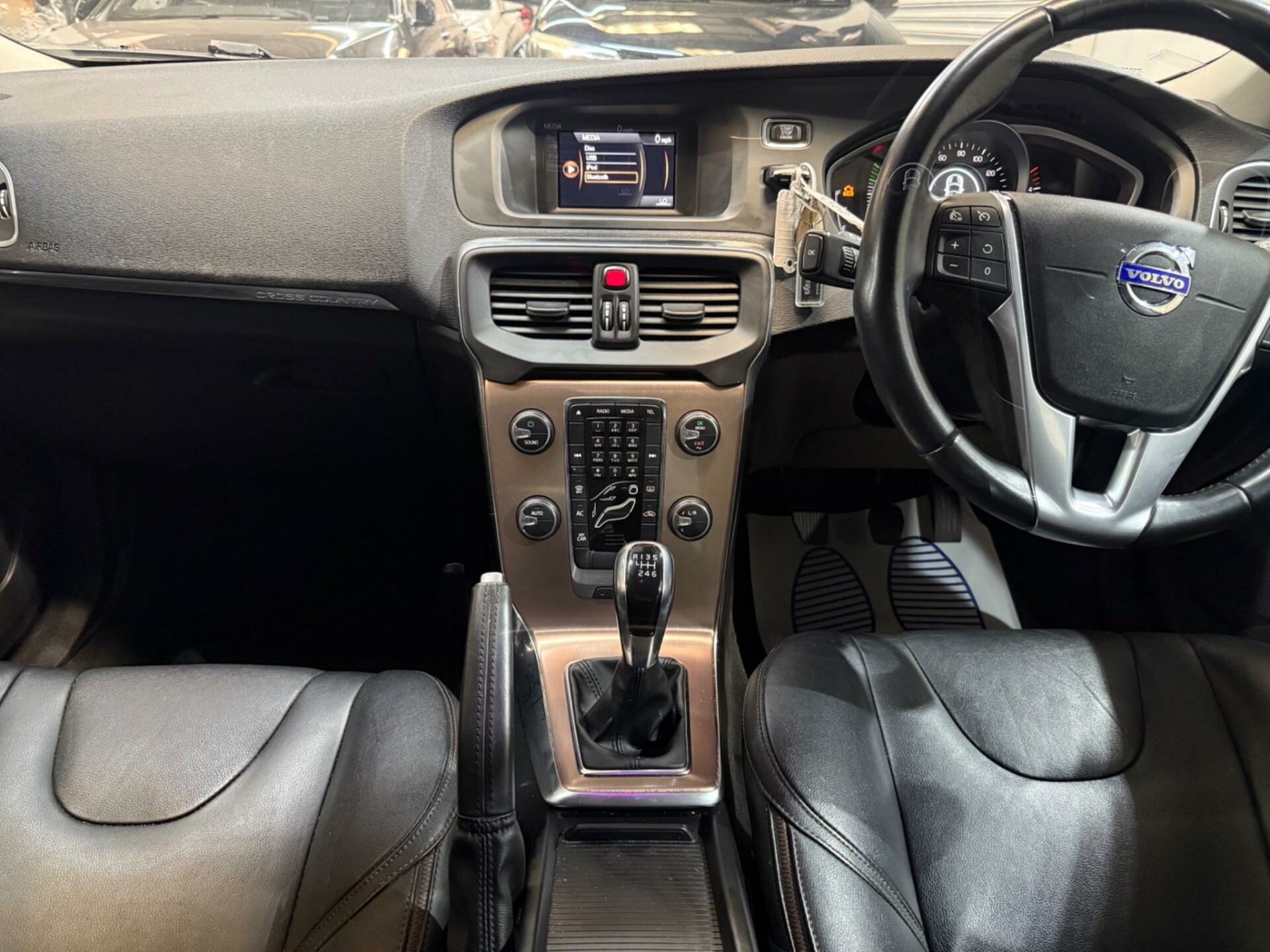 Volvo V40