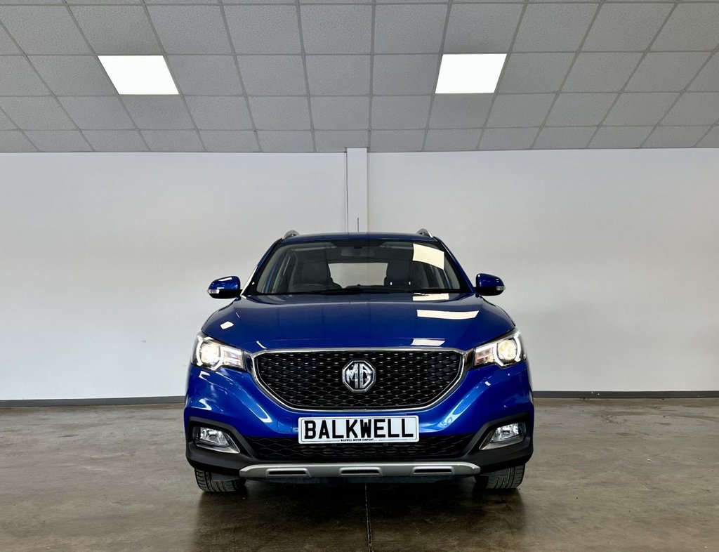 MG ZS