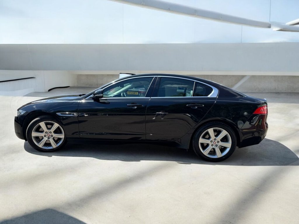 Jaguar XE