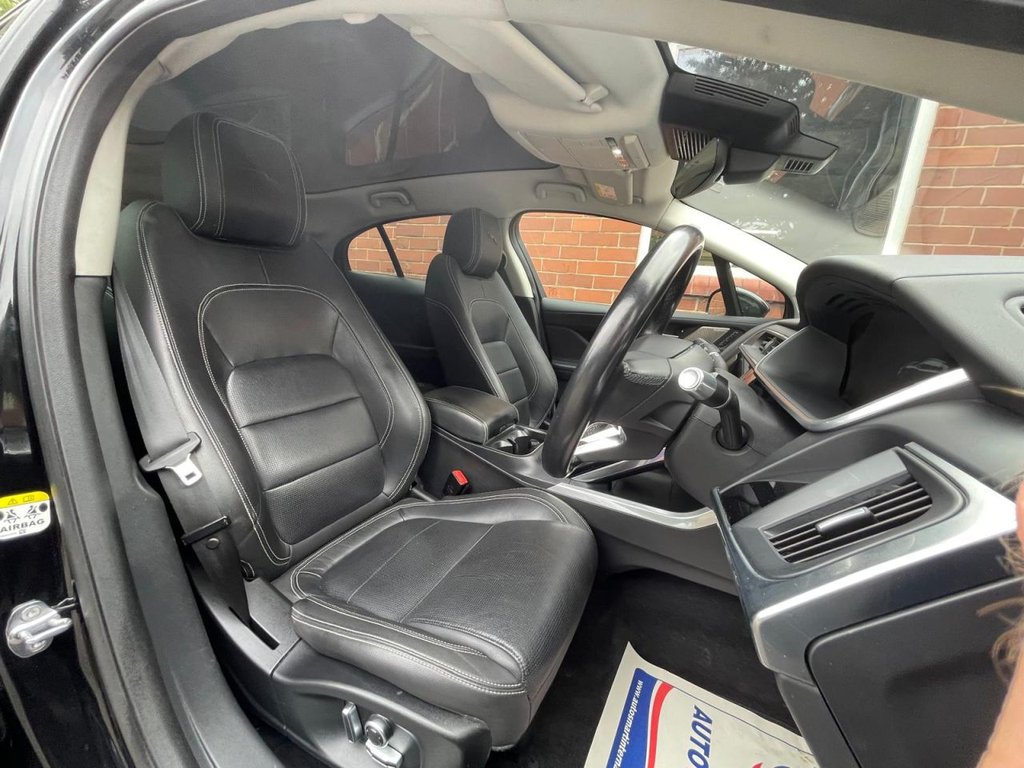 Jaguar I Pace