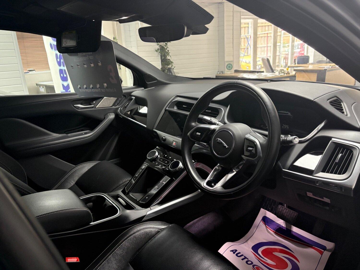 Jaguar I Pace
