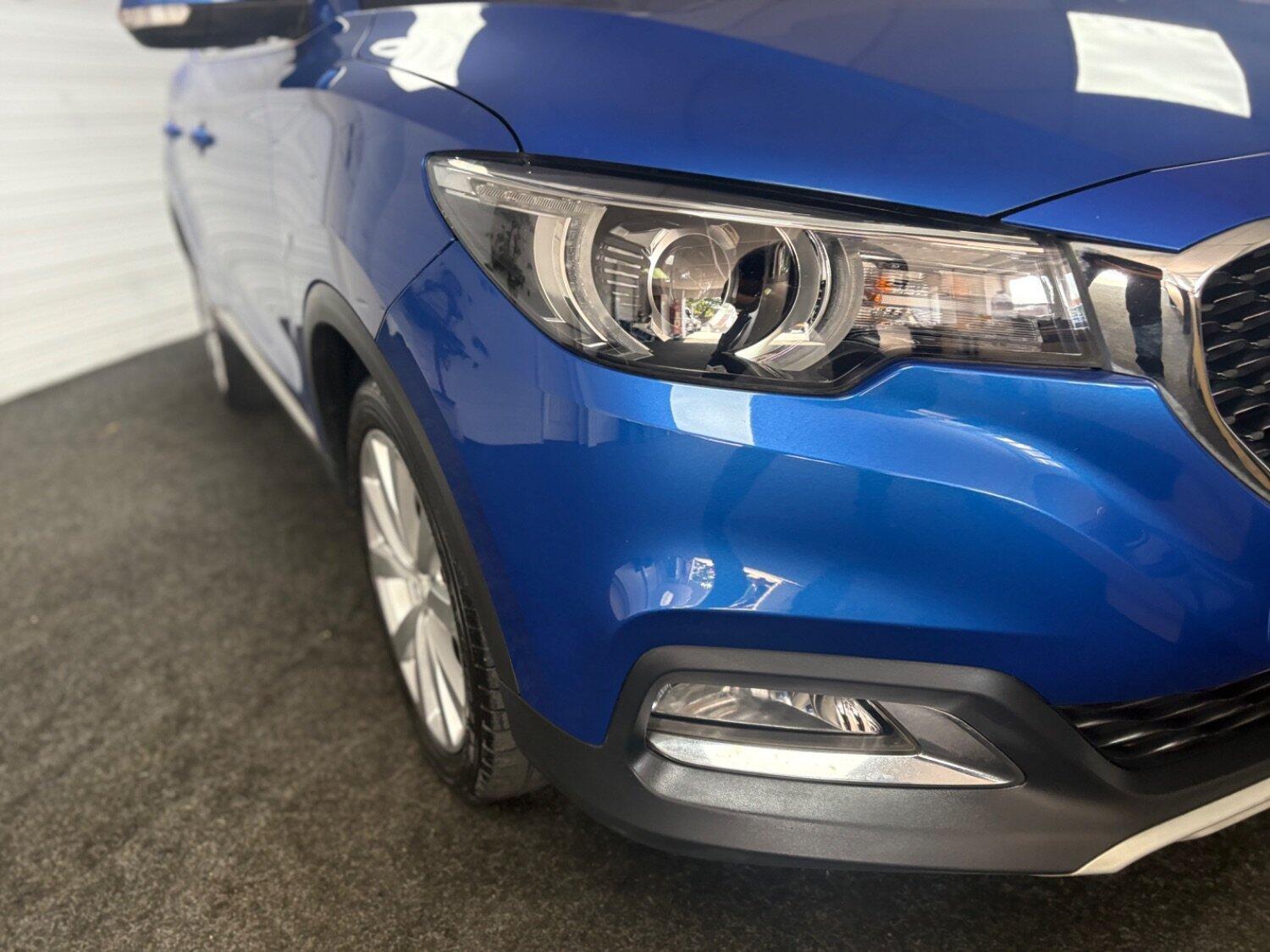 MG ZS
