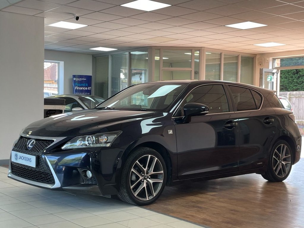 Lexus CT 200h