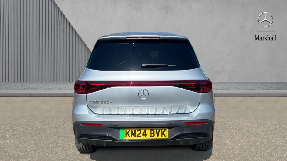 Mercedes Benz EQB