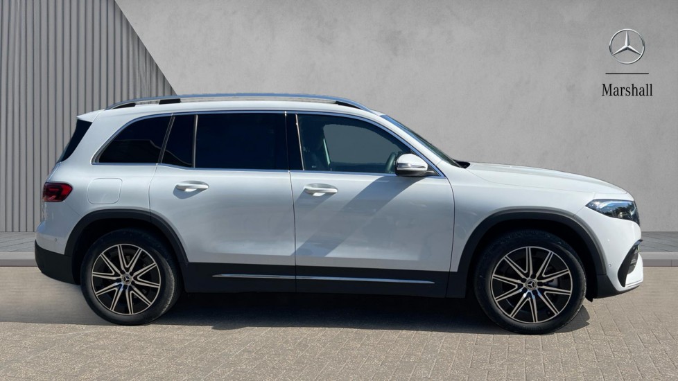 Mercedes Benz EQB