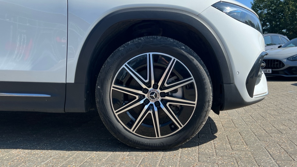 Mercedes Benz EQB