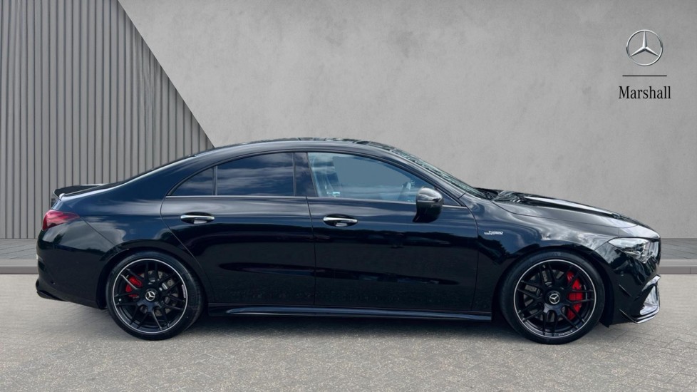 Mercedes Benz CLA