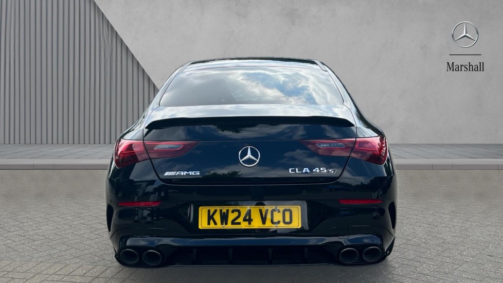 Mercedes Benz CLA