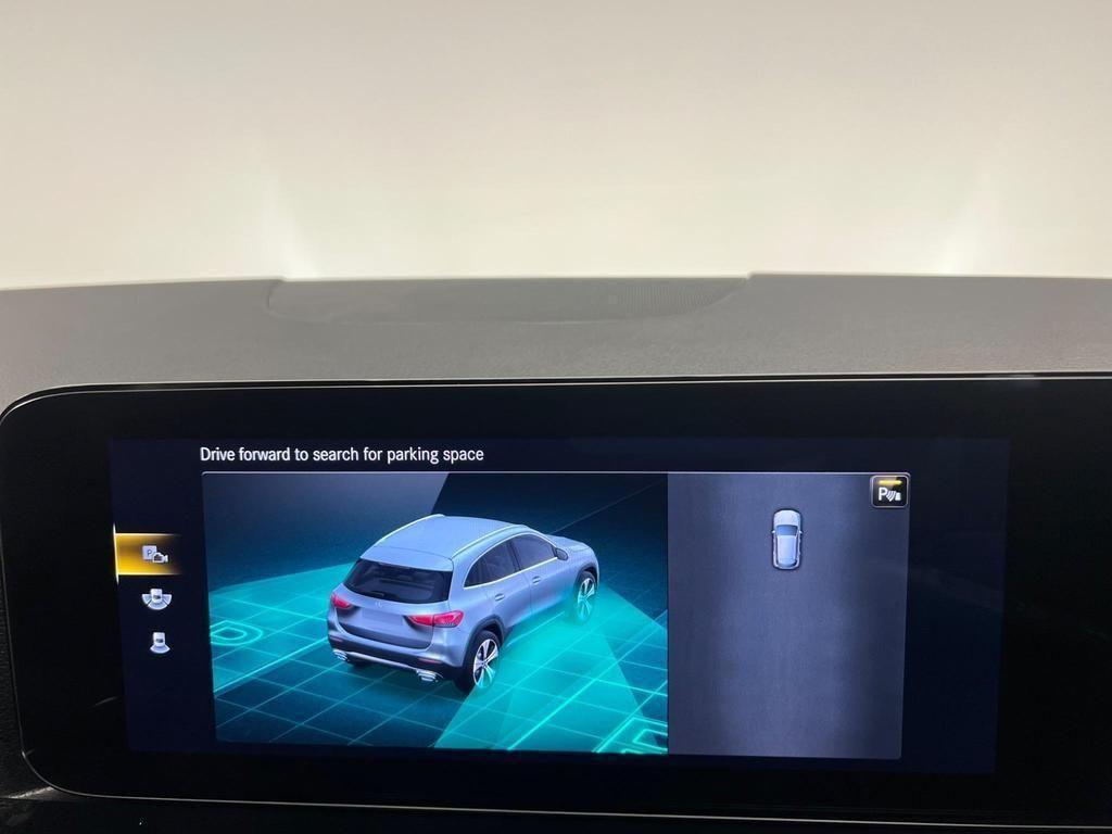 Mercedes Benz GLA Class