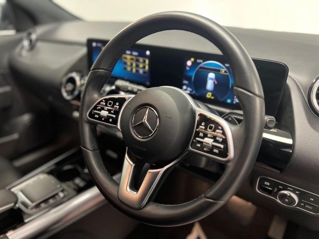 Mercedes Benz GLA Class