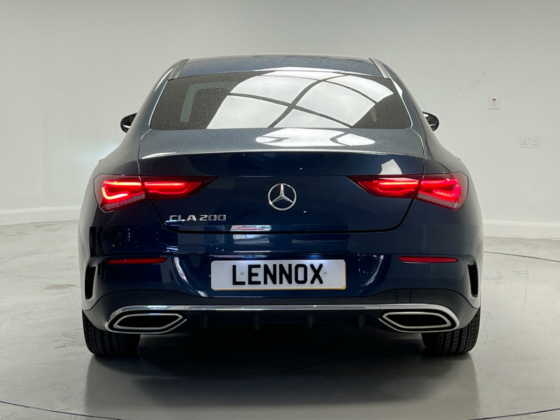 Mercedes Benz CLA
