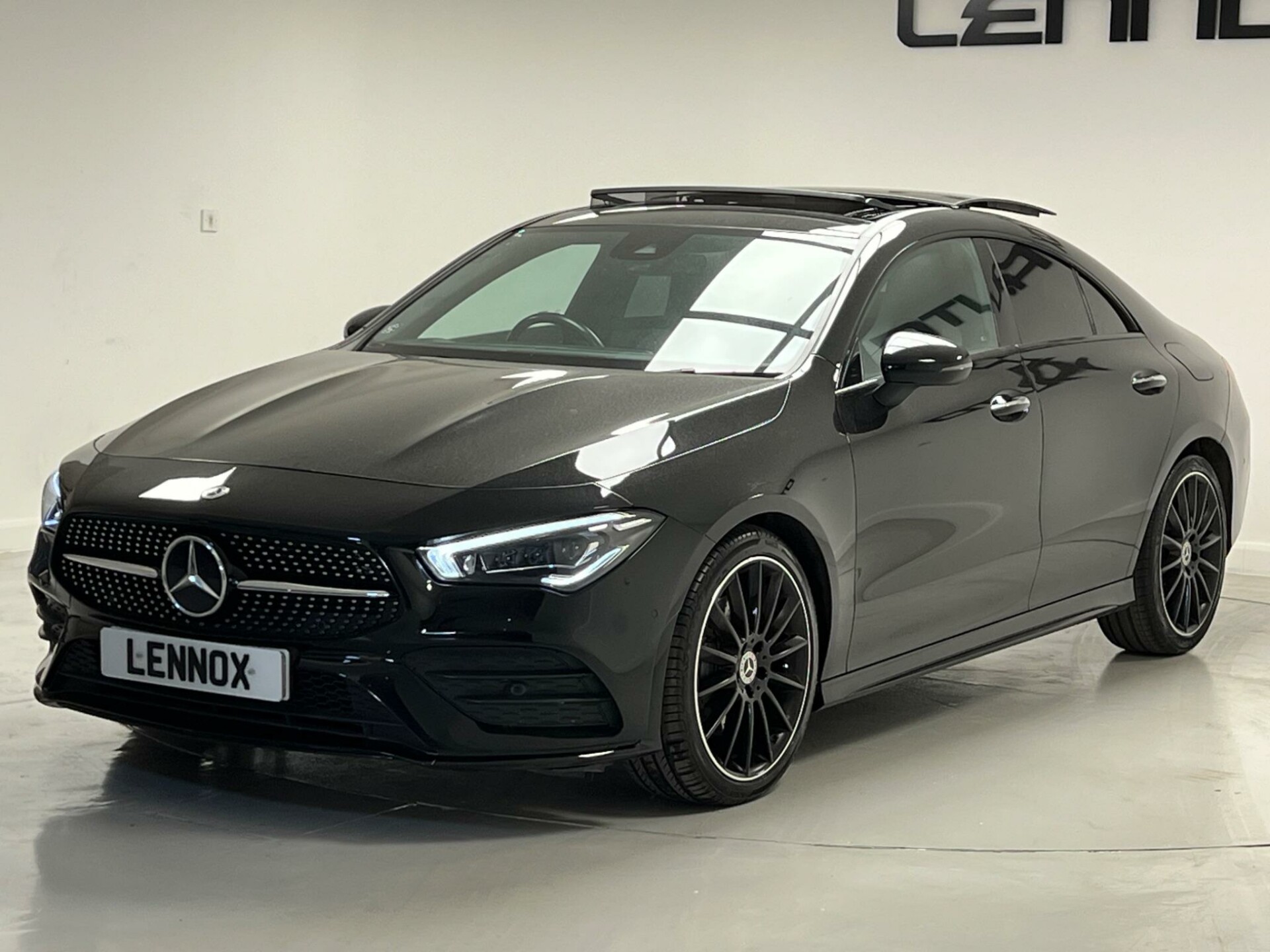 Mercedes Benz CLA