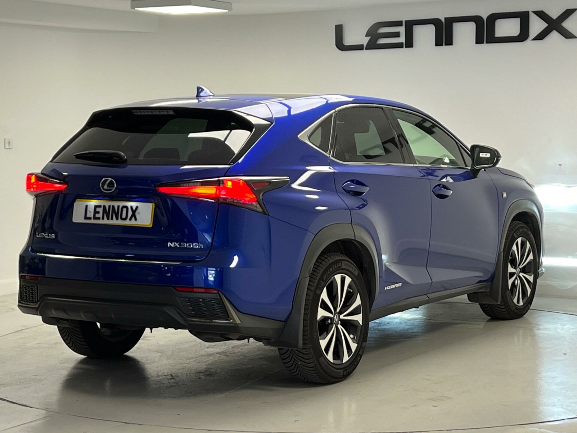 Lexus NX 300h