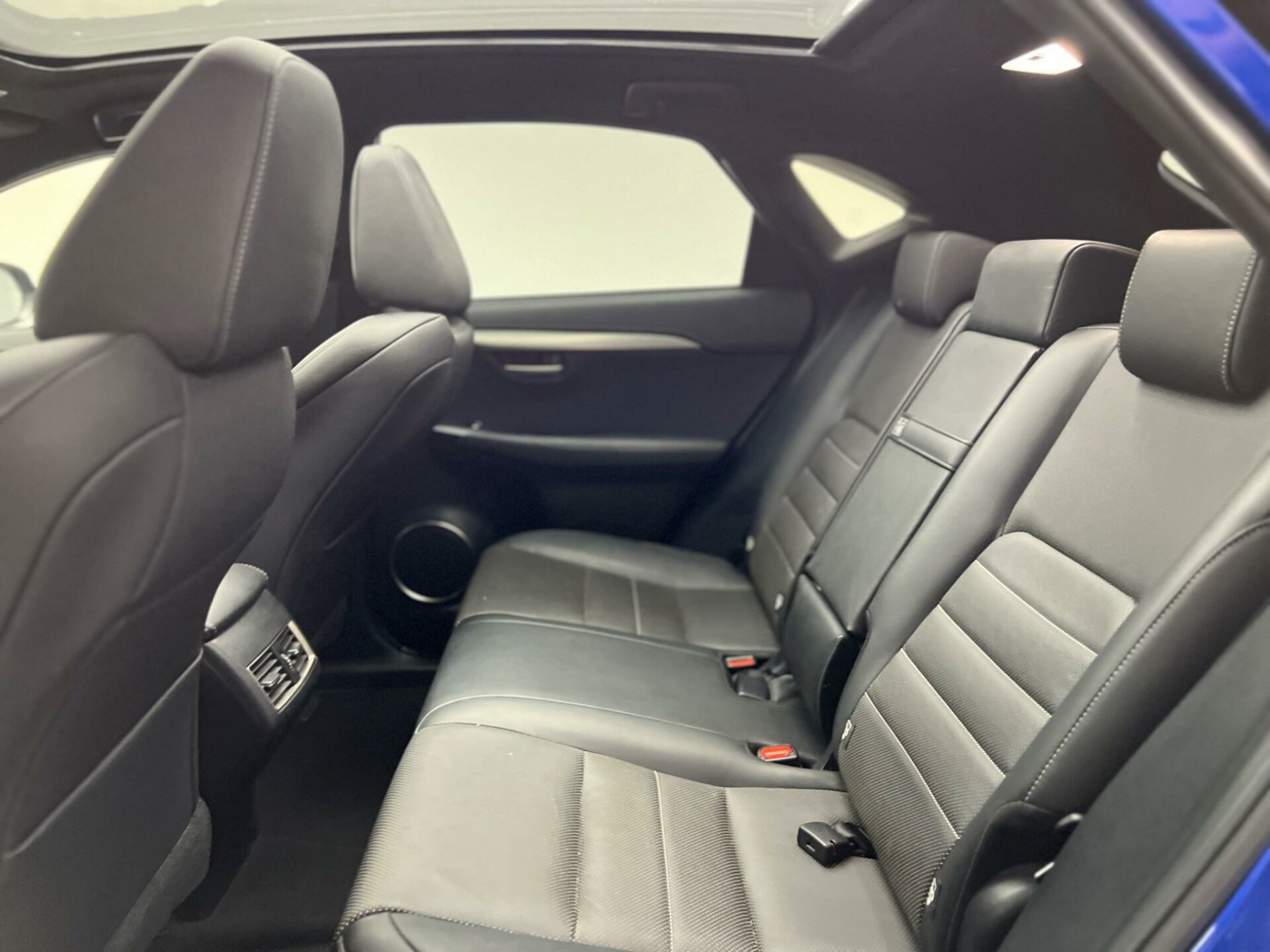 Lexus NX 300h