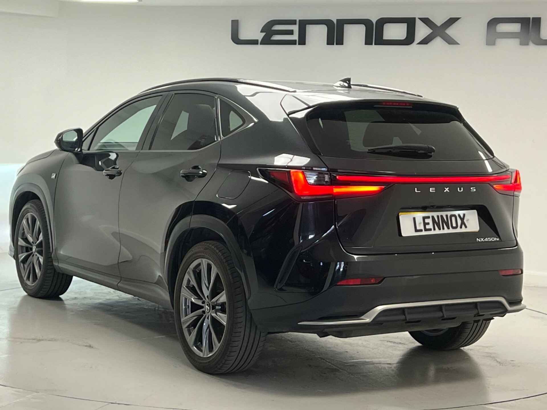 Lexus NX 300h