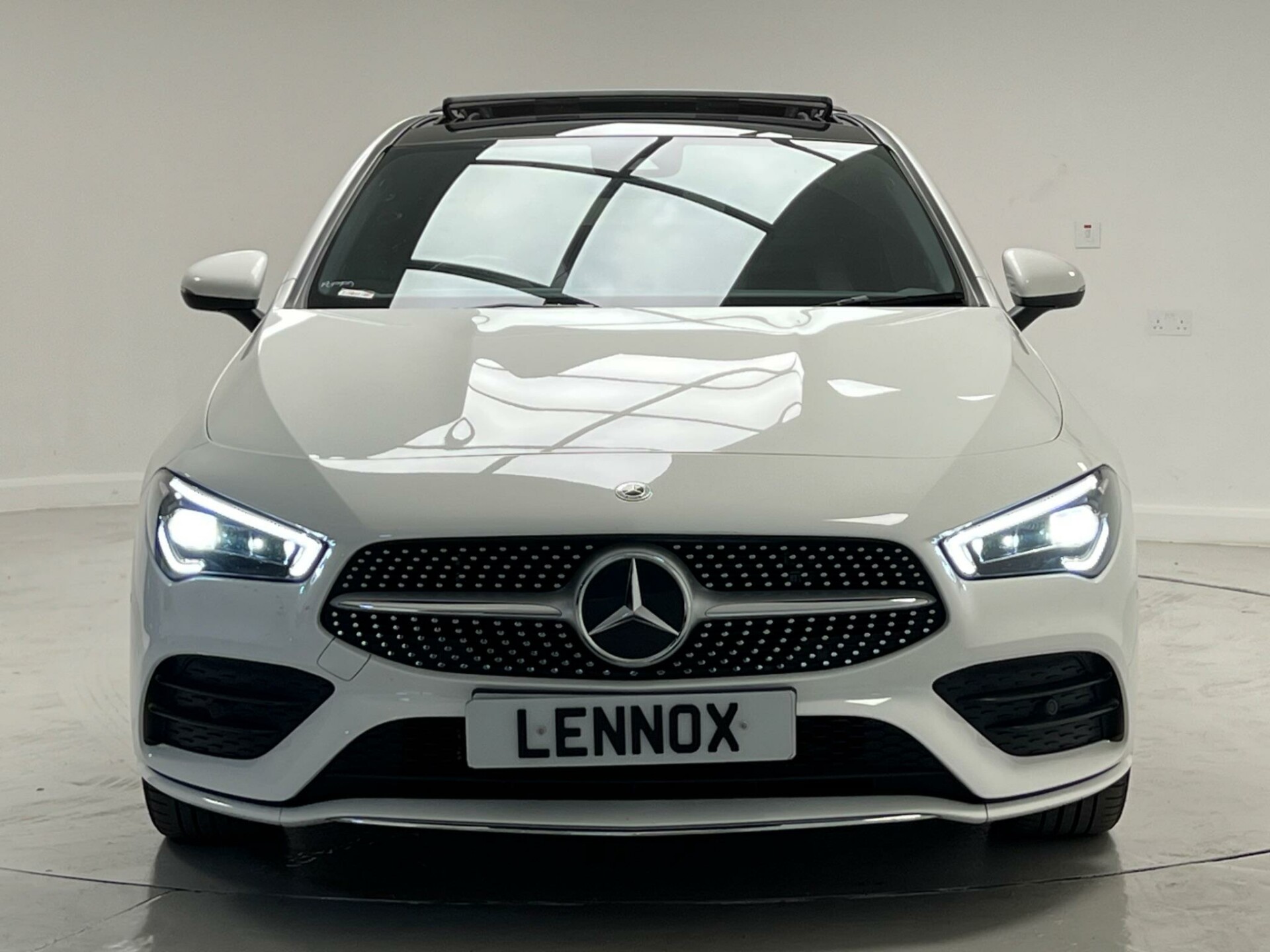 Mercedes Benz CLA