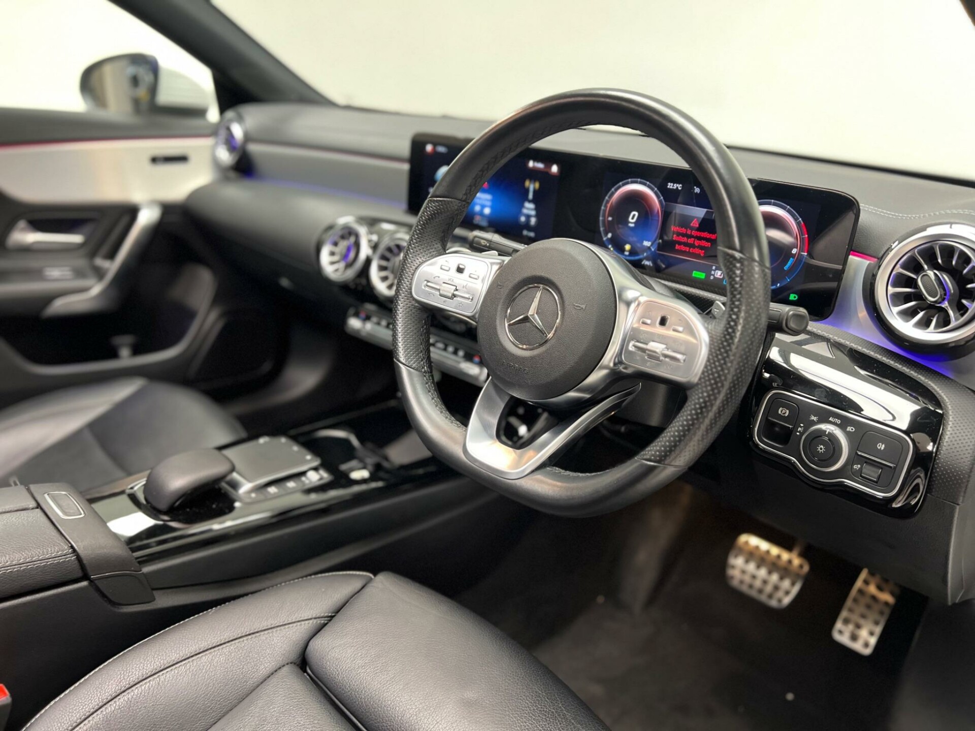 Mercedes Benz CLA